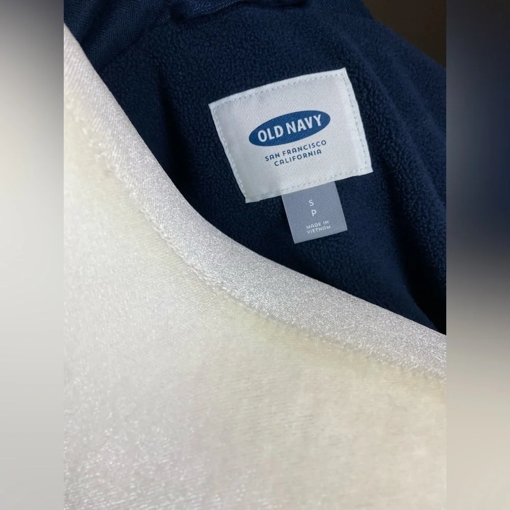 Small Old Navy Heavy Blue Zip Up Vest w/ Pockets - Picture 8 of 9